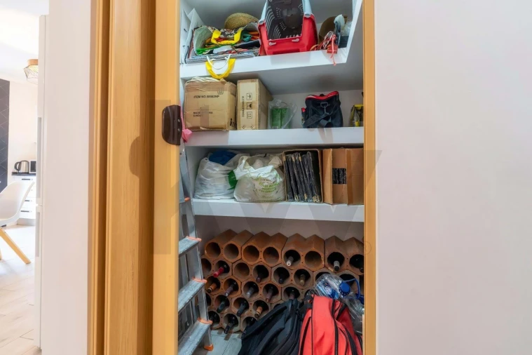 Apartamento T2 para Venda em Olhão Foto 13