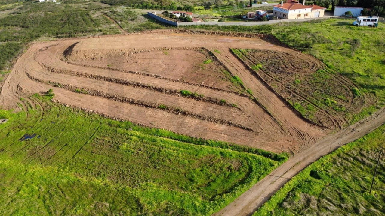 Terreno para Venda em Odeleite Foto 6