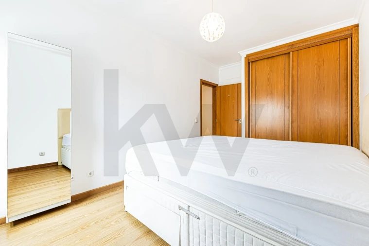 Apartamento T2 para Venda em Porches Foto 11