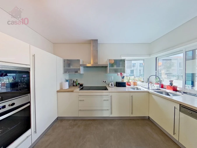 Moradia T4 para Venda em Alcochete Foto 3