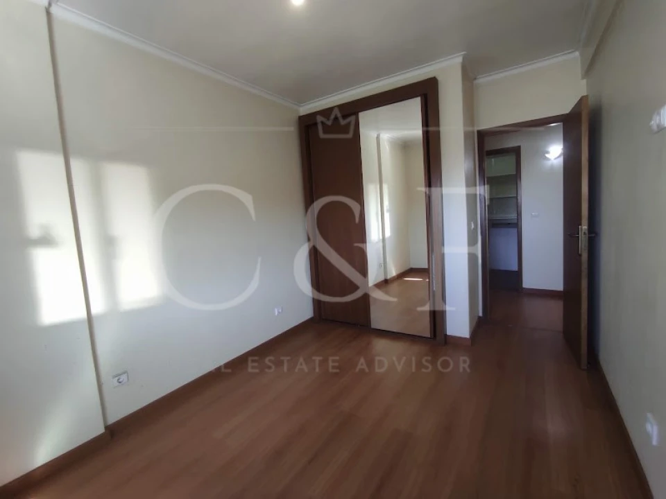 Apartamento T2 para Venda em Queluz e Belas Foto 15