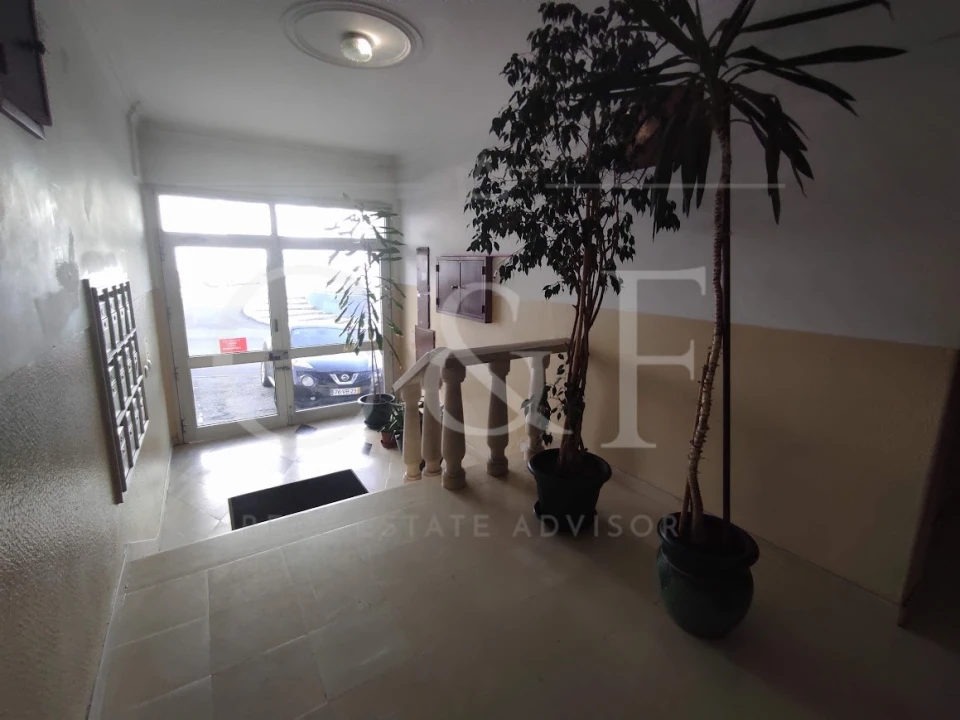 Apartamento T2 para Venda em Queluz e Belas Foto 23