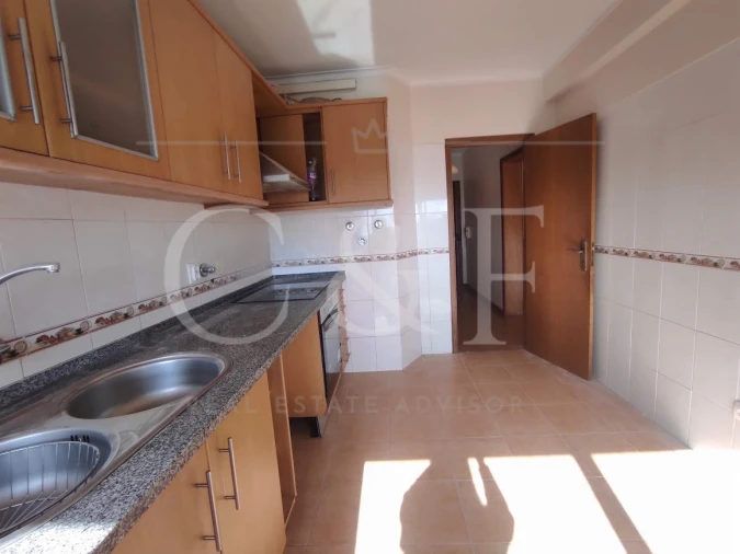 Apartamento T2 para Venda em Queluz e Belas Foto 11
