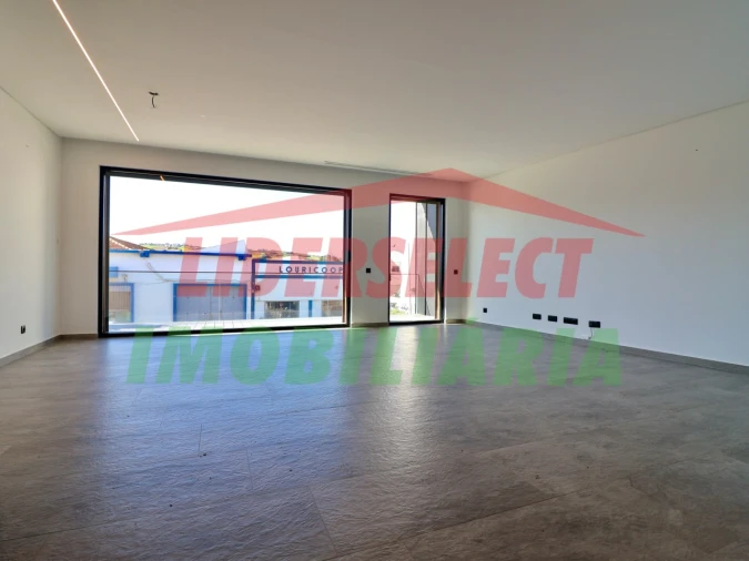 Apartamento T3 para Venda em Lourinhã e Atalaia Foto 7