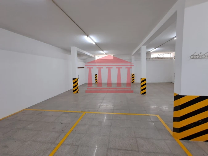 Armazém para Venda em Barcelos, V.Boa, V.Frescainha Foto 1