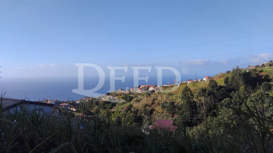 Terreno para Venda em Canhas Foto 2