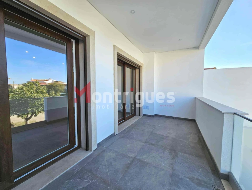 Apartamento T3 para Venda em Montijo e Afonsoeiro Foto 2