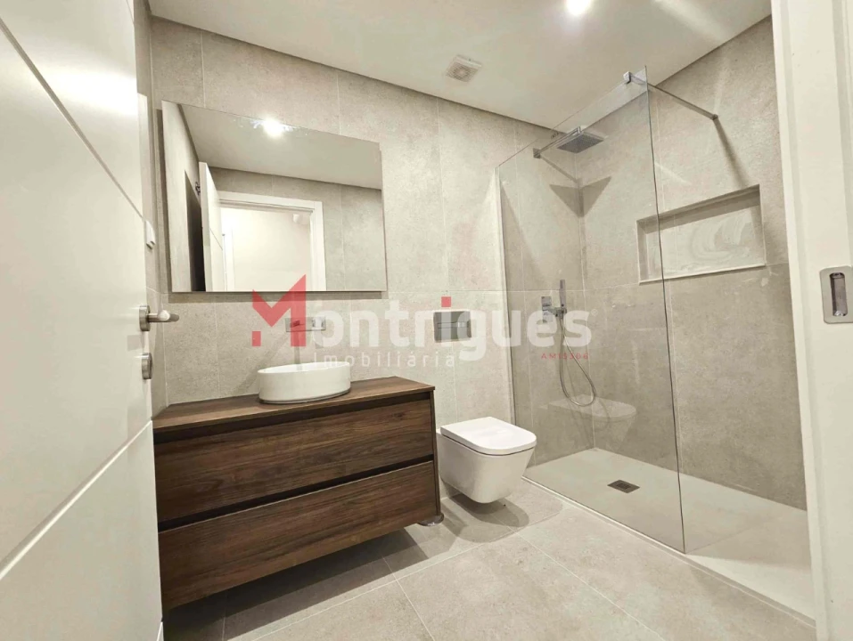 Apartamento T3 para Venda em Montijo e Afonsoeiro Foto 10