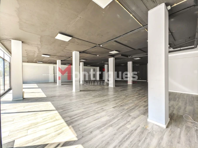 Loja para Arrendamento em Moscavide e Portela Foto 1