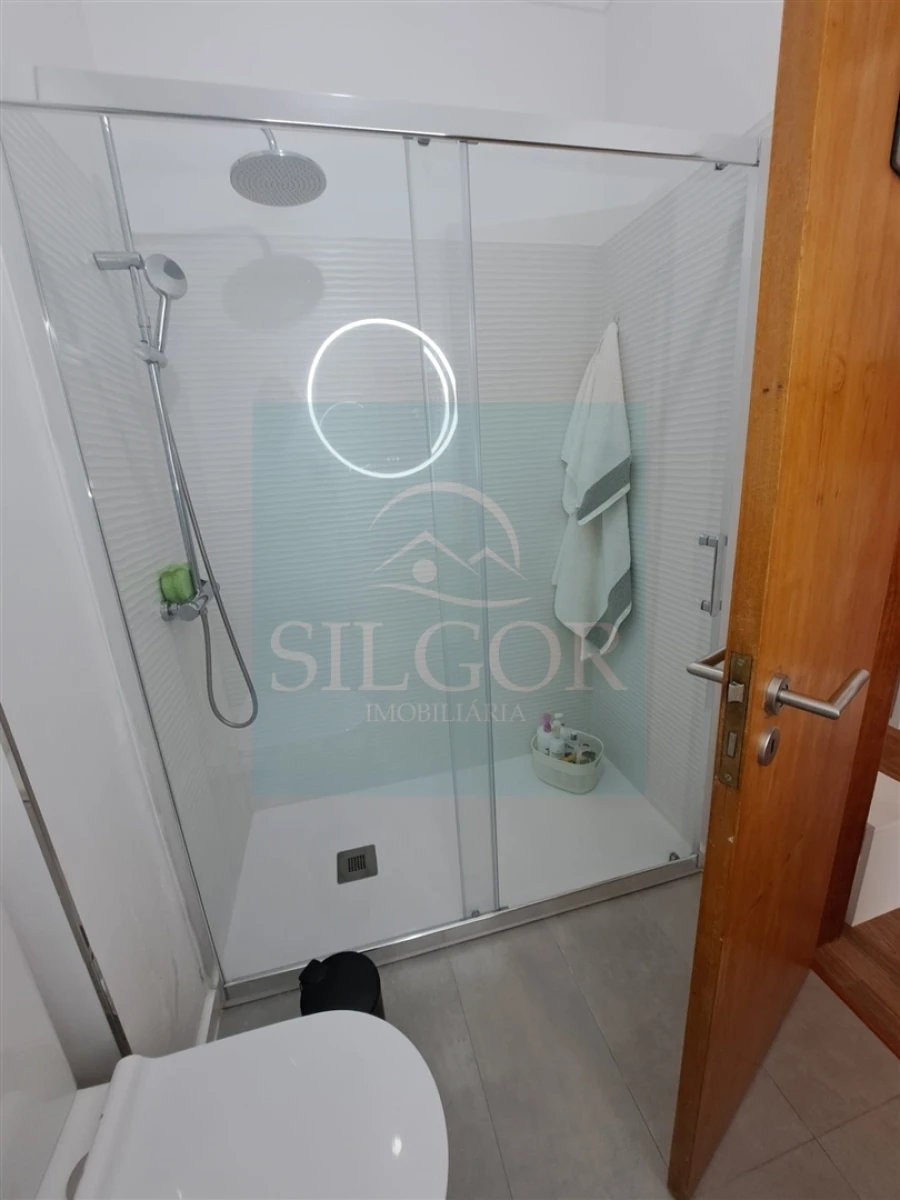 Apartamento T2 para Venda em Alto do Seixalinho, Santo André e Verderena Foto 16