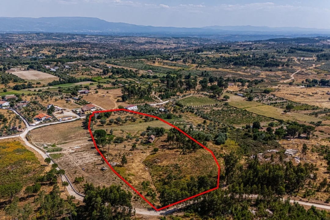 Moradia T4 para Venda em Moimenta de Maceira Dão e Lobelhe do Mato Foto 2