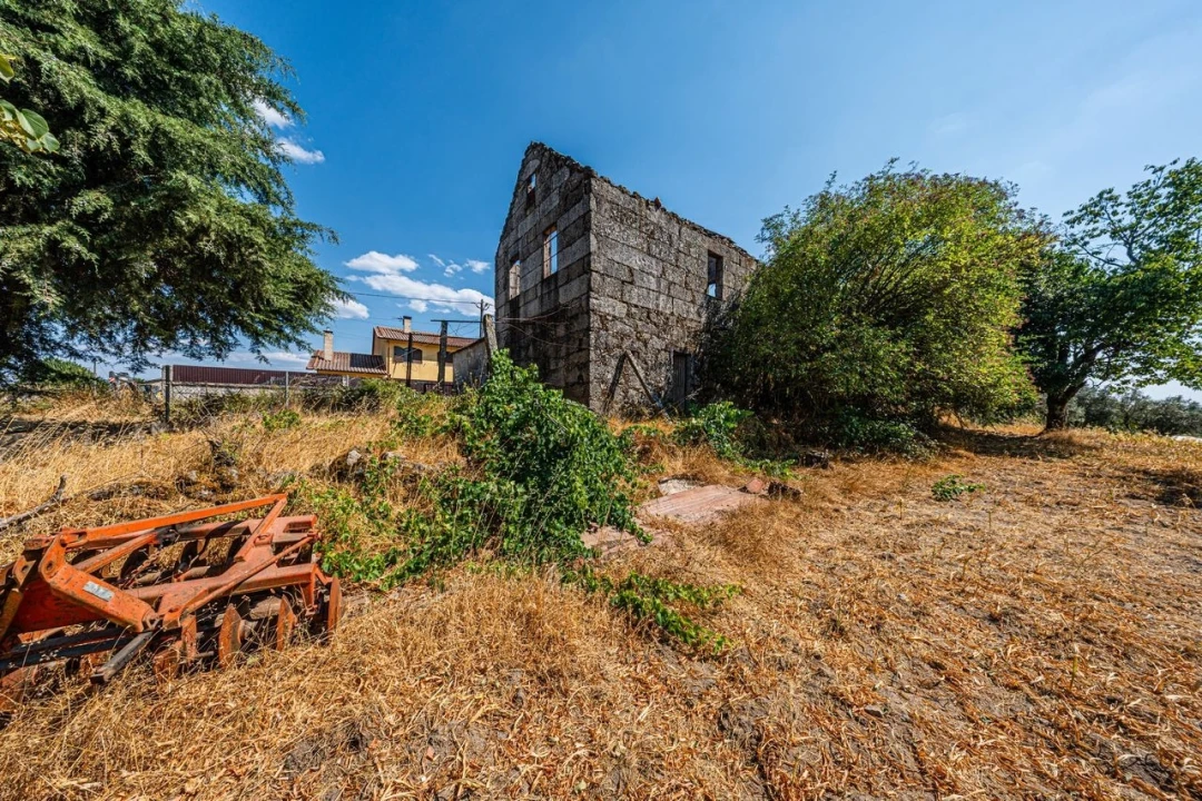 Moradia T4 para Venda em Moimenta de Maceira Dão e Lobelhe do Mato Foto 8