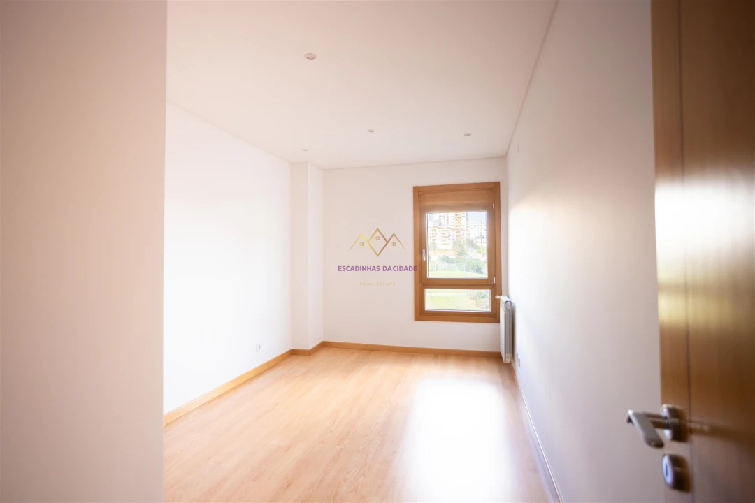 Apartamento T3 para Venda em Odivelas Foto 12