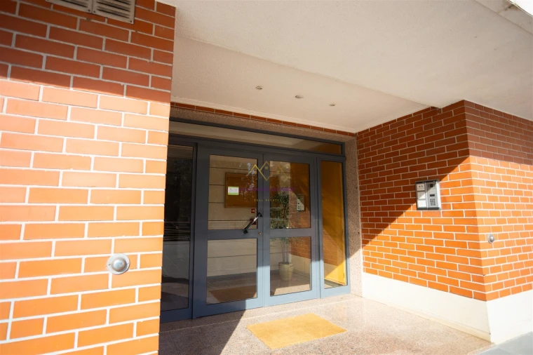 Apartamento T3 para Venda em Odivelas Foto 17