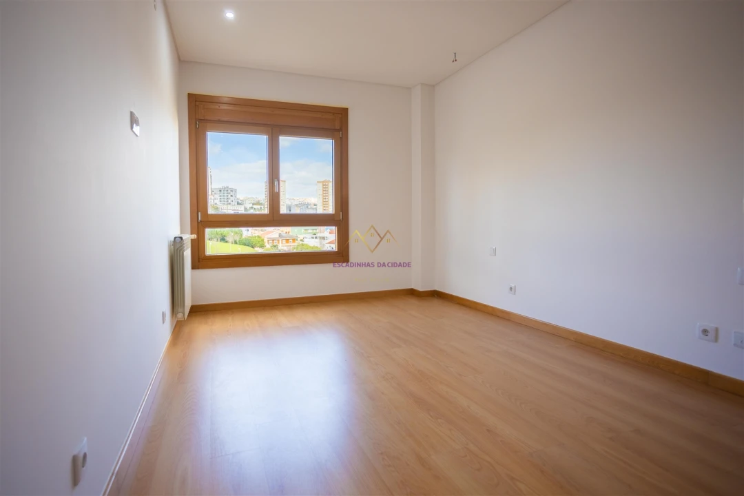 Apartamento T3 para Venda em Odivelas Foto 13