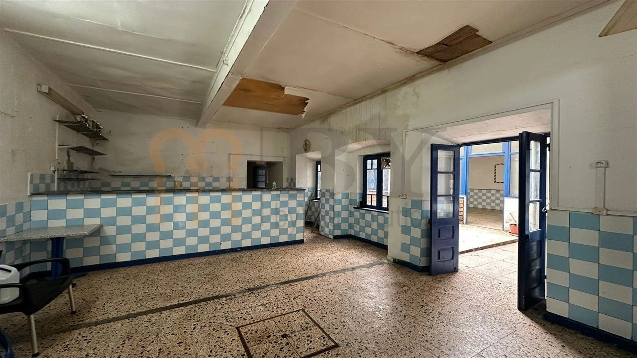 Prédio para Venda em Beja (Salvador e Santa Maria da Feira) Foto 10