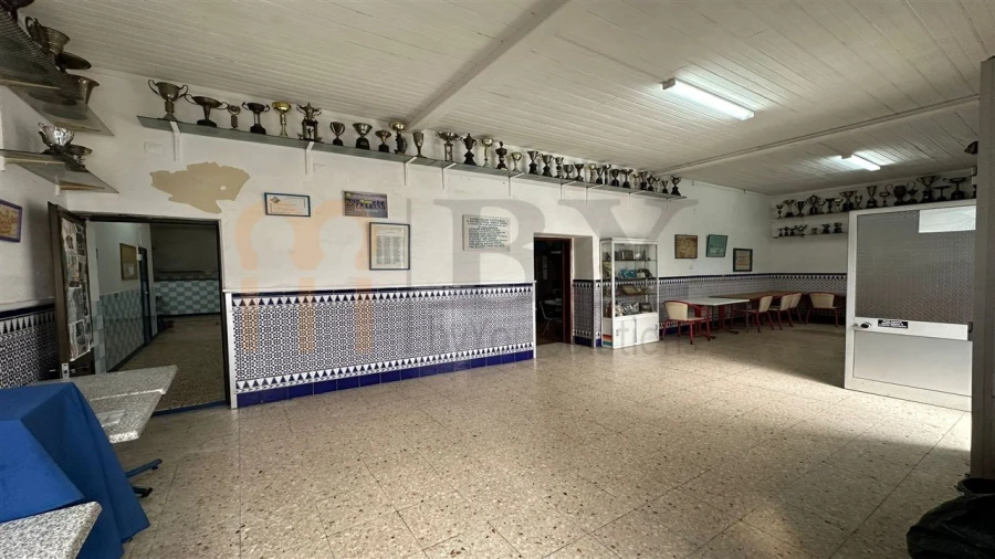 Prédio para Venda em Beja (Salvador e Santa Maria da Feira) Foto 7