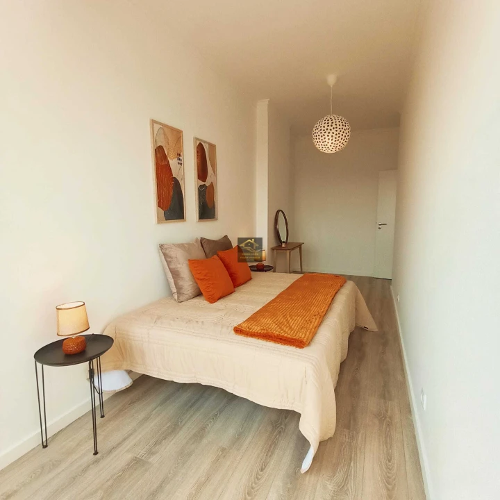 Apartamento T3 para Venda em São Domingos de Benfica Foto 17