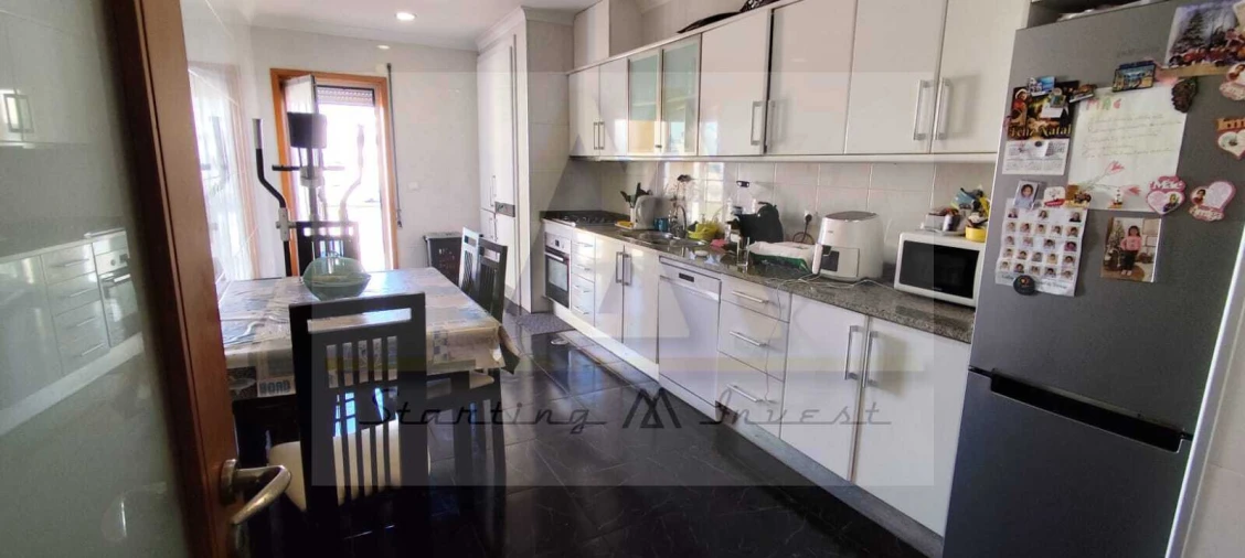 Apartamento T2 para Venda em Aver-O-Mar, Amorim e Terroso Foto 6