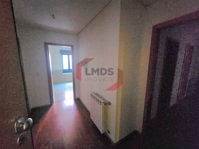 Apartamento T2 para Venda em Oliveira do Douro Foto 12