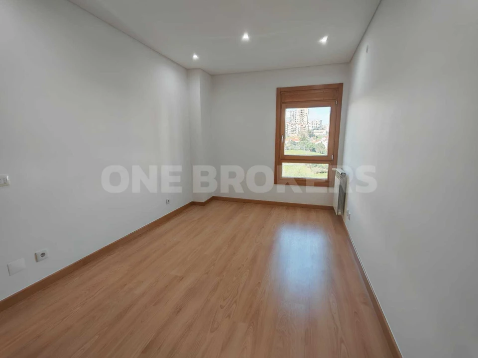 Apartamento T3 para Venda em Odivelas Foto 15