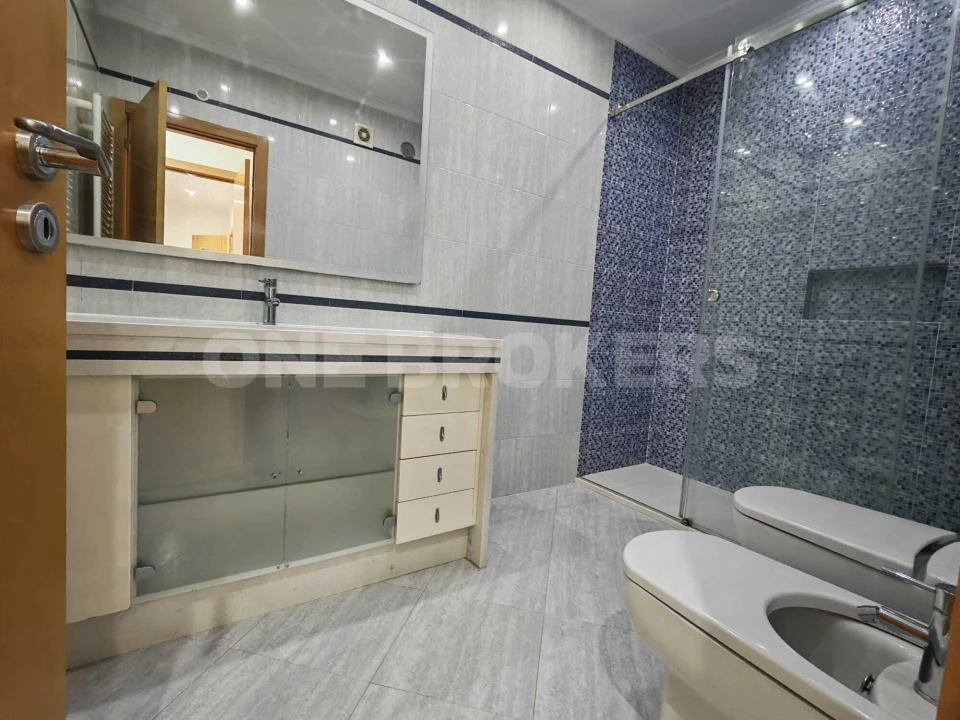 Apartamento T3 para Venda em Odivelas Foto 19