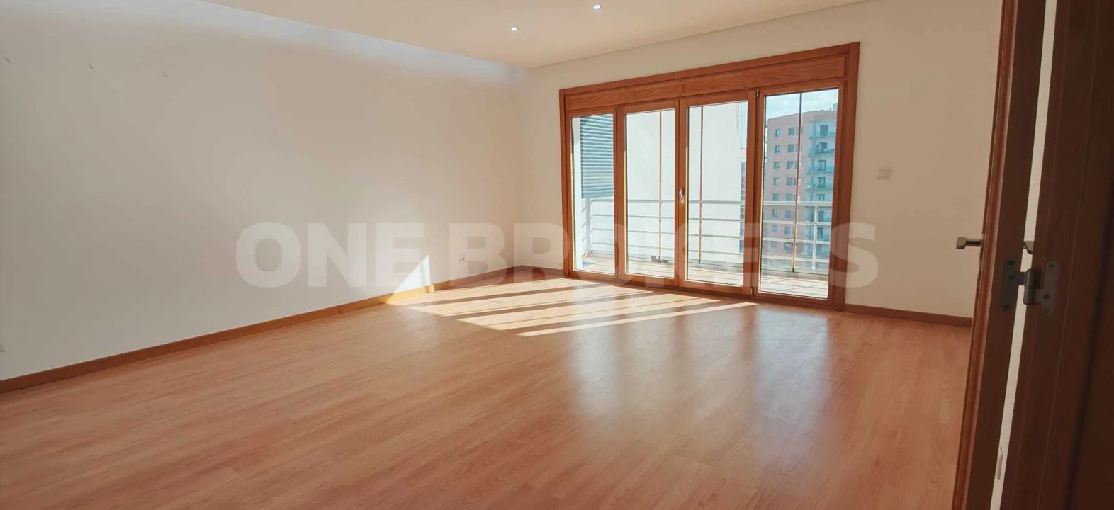 Apartamento T3 para Venda em Odivelas Foto 8