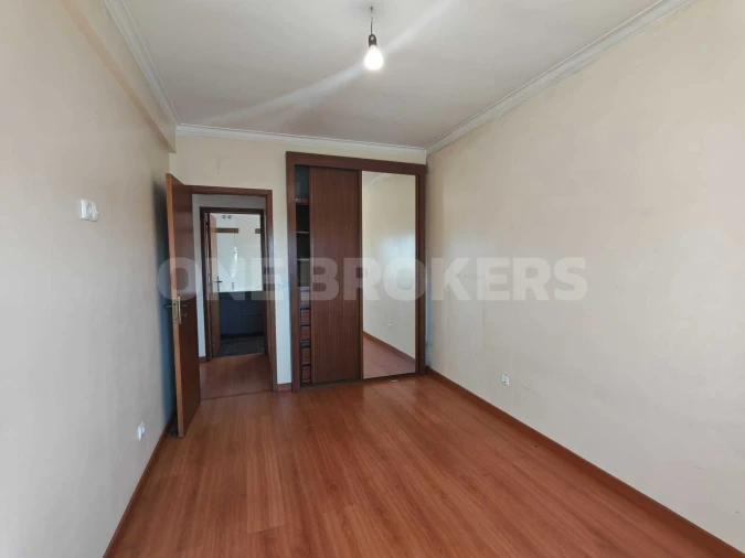 Apartamento T2 para Venda em Queluz e Belas Foto 12