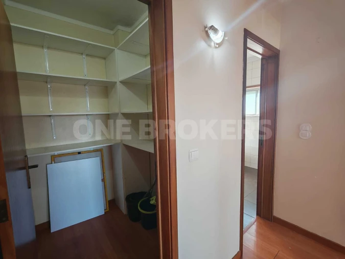 Apartamento T2 para Venda em Queluz e Belas Foto 11
