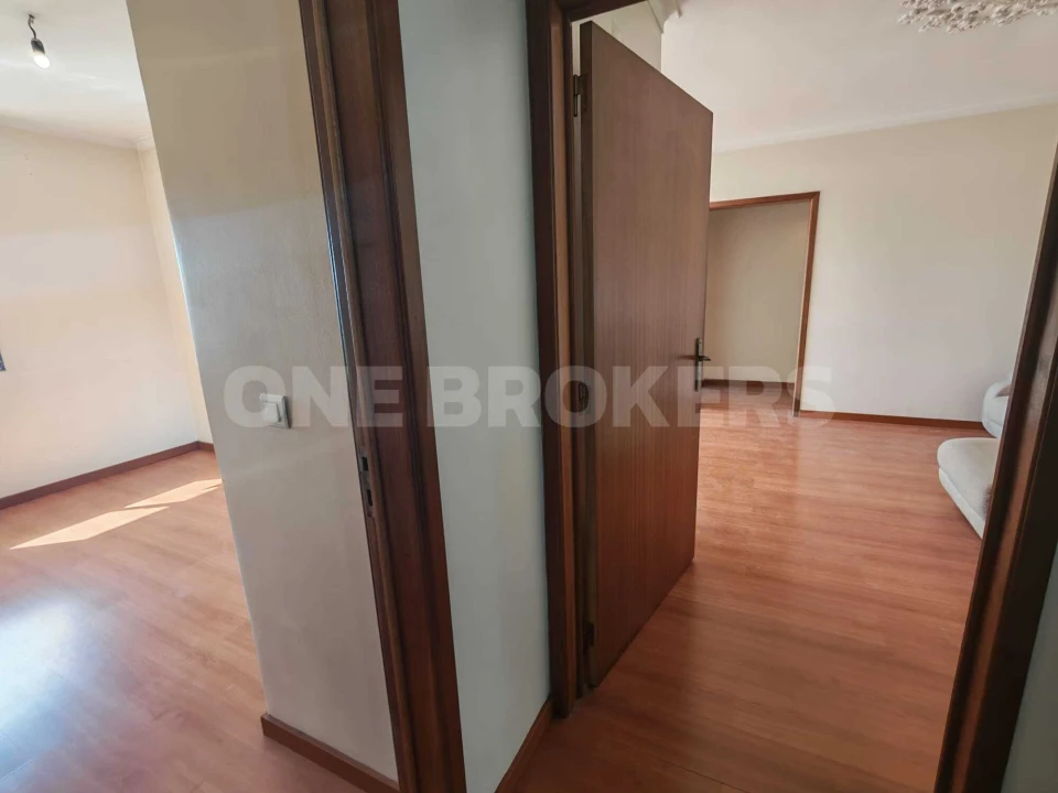 Apartamento T2 para Venda em Queluz e Belas Foto 15