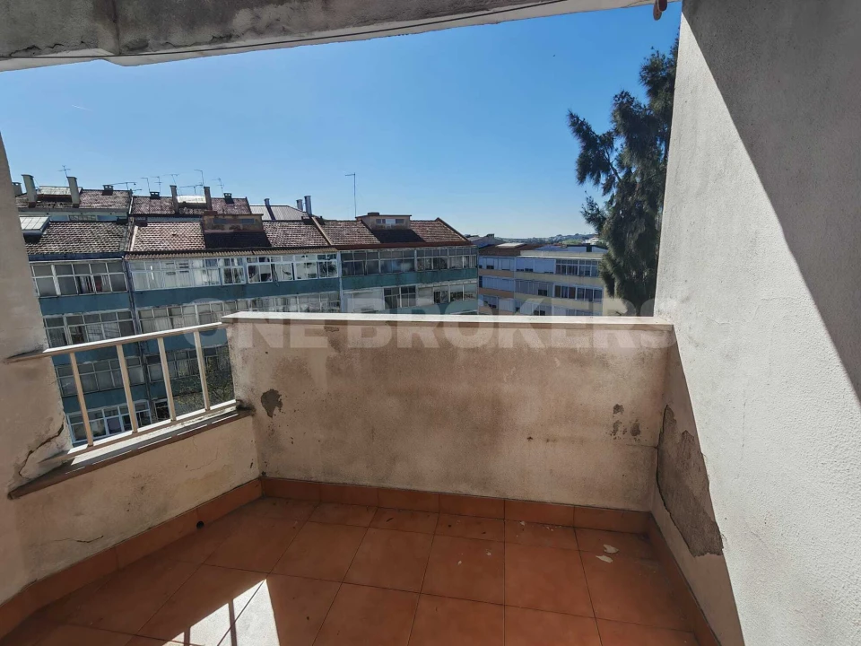 Apartamento T2 para Venda em Queluz e Belas Foto 18