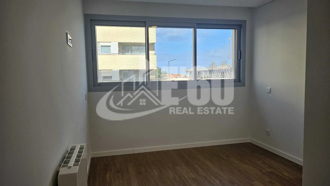 Apartamento T2 para Venda em Santa Marinha e São Pedro da Afurada Foto 17