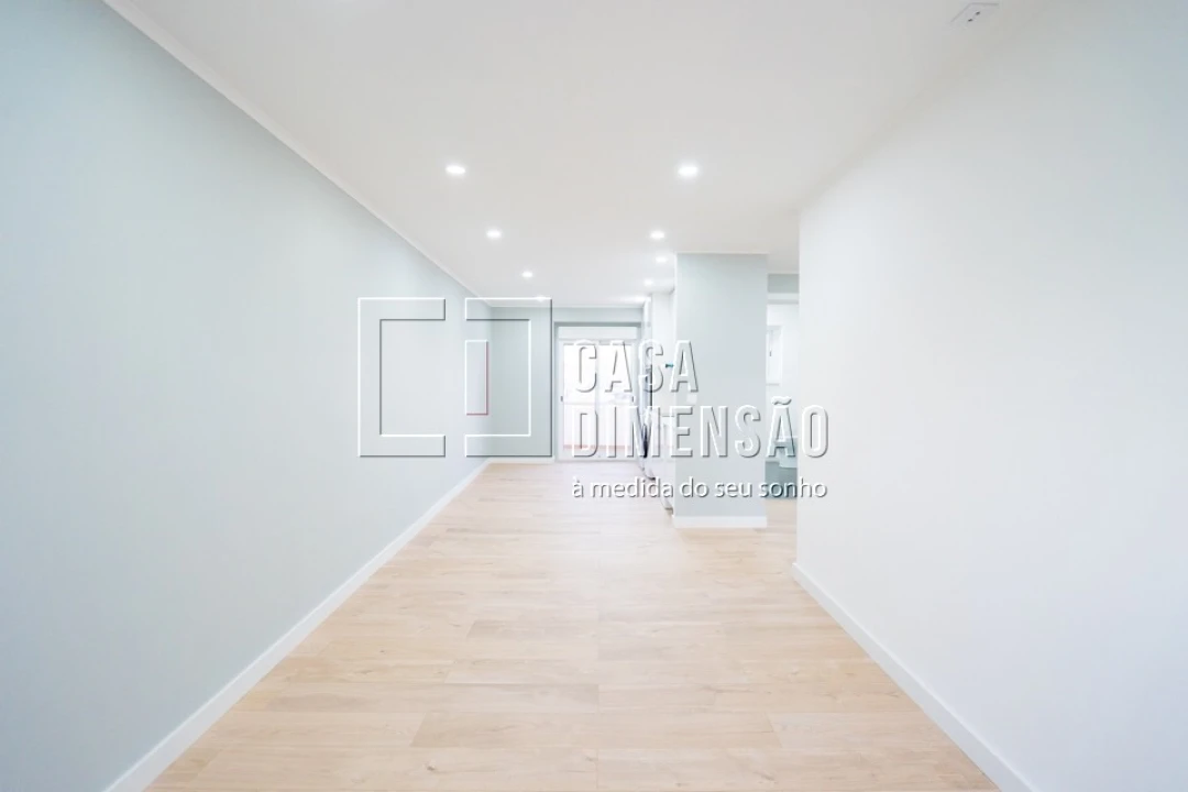 Apartamento T3 para Venda em Águas Livres Foto 9