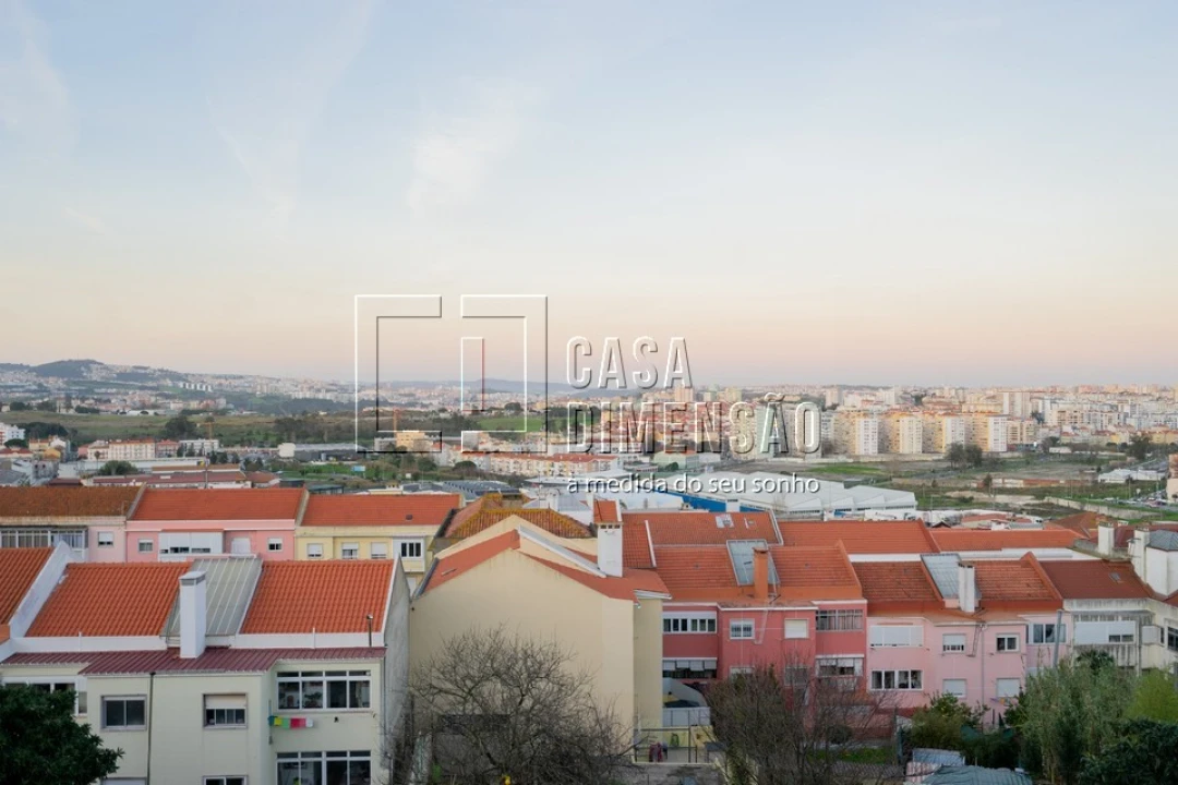 Apartamento T3 para Venda em Águas Livres Foto 23