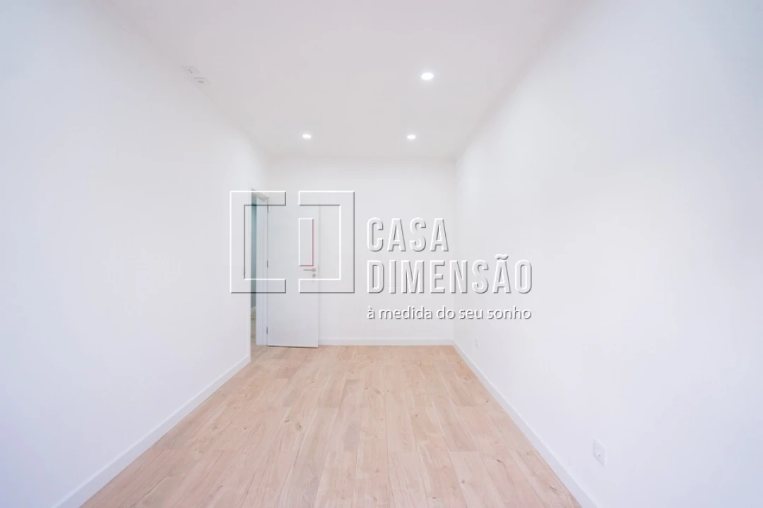 Apartamento T3 para Venda em Águas Livres Foto 27