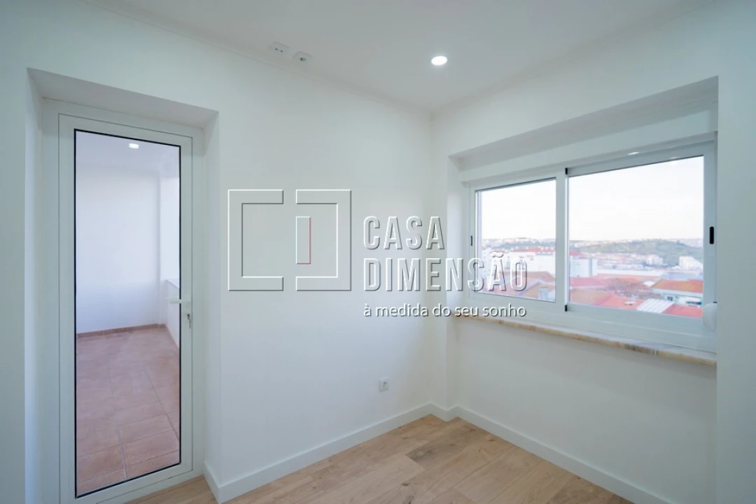 Apartamento T3 para Venda em Águas Livres Foto 35