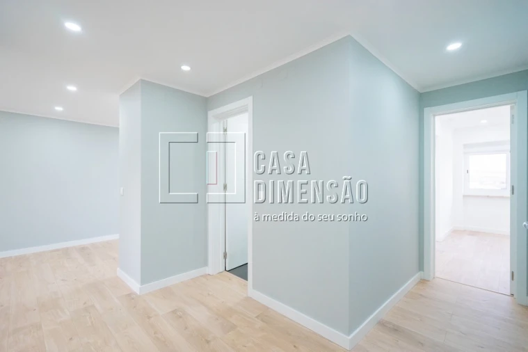 Apartamento T3 para Venda em Águas Livres Foto 4