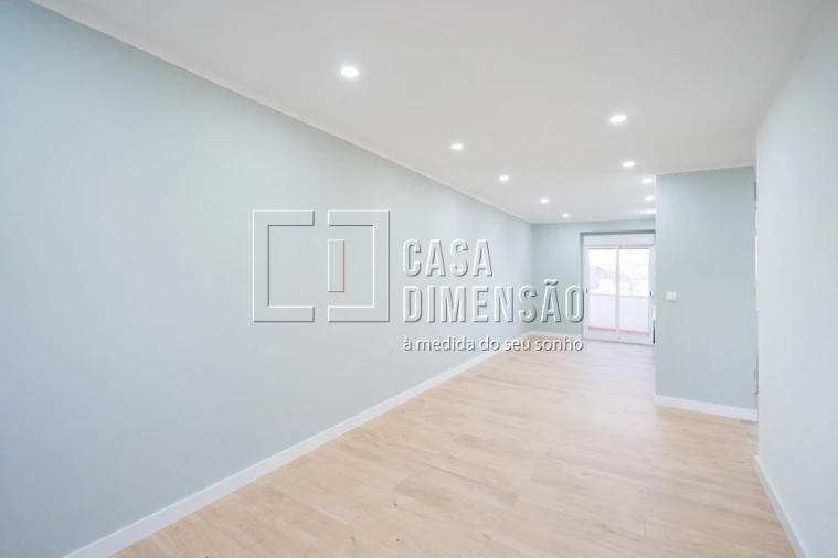 Apartamento T3 para Venda em Águas Livres Foto 7