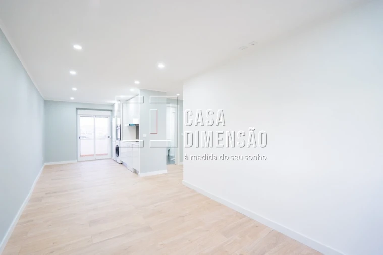 Apartamento T3 para Venda em Águas Livres Foto 10