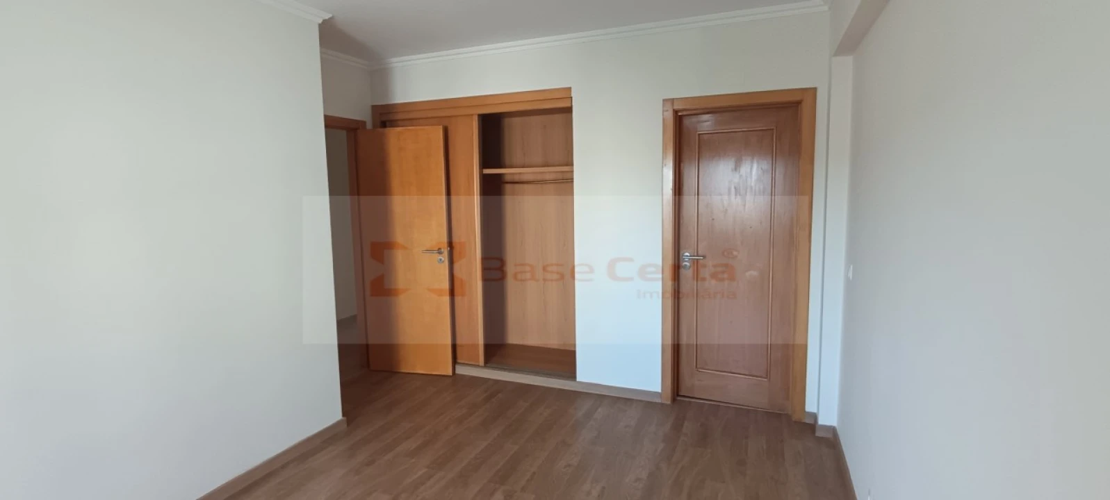 Apartamento T3 para Venda em Rio de Mouro Foto 5