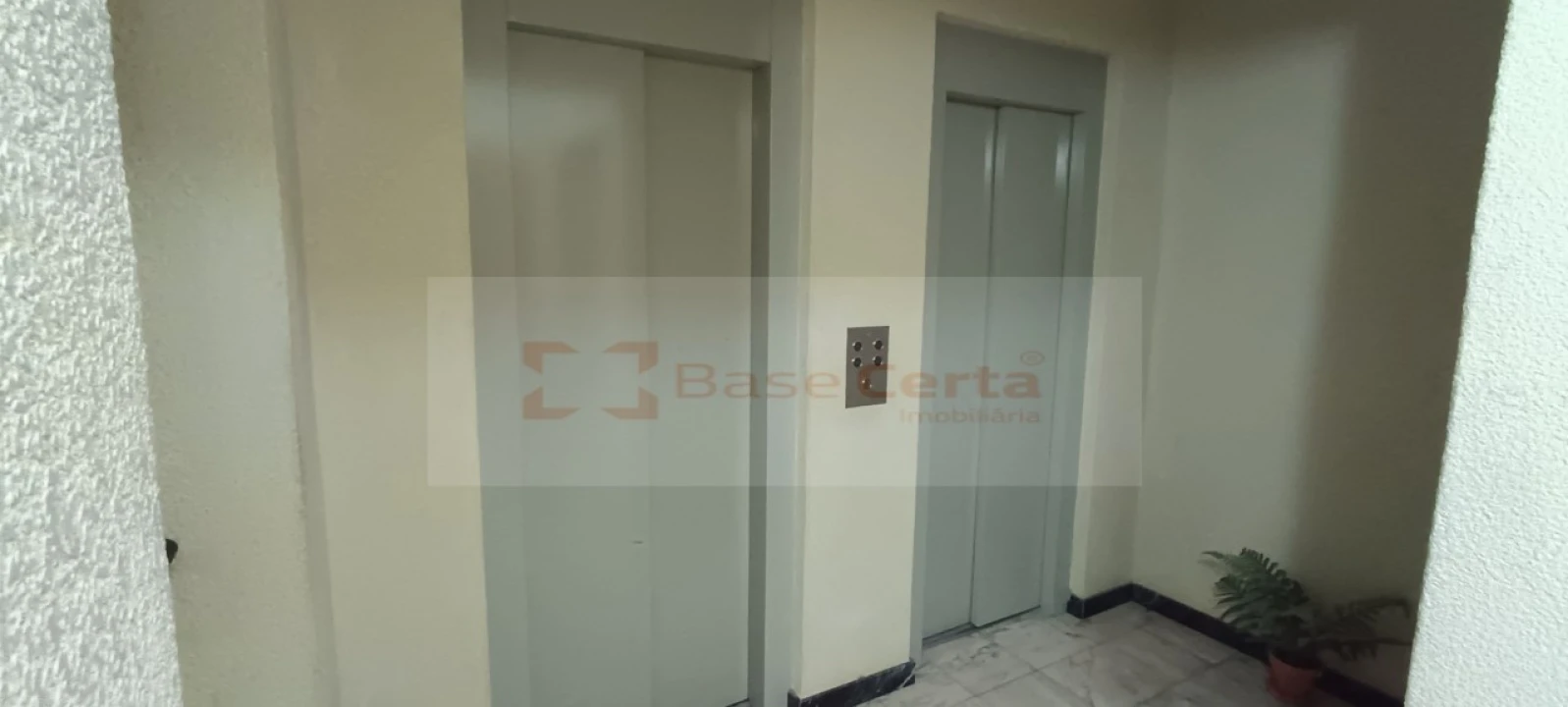 Apartamento T3 para Venda em Rio de Mouro Foto 32