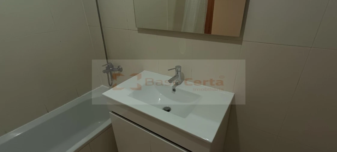 Apartamento T3 para Venda em Rio de Mouro Foto 17