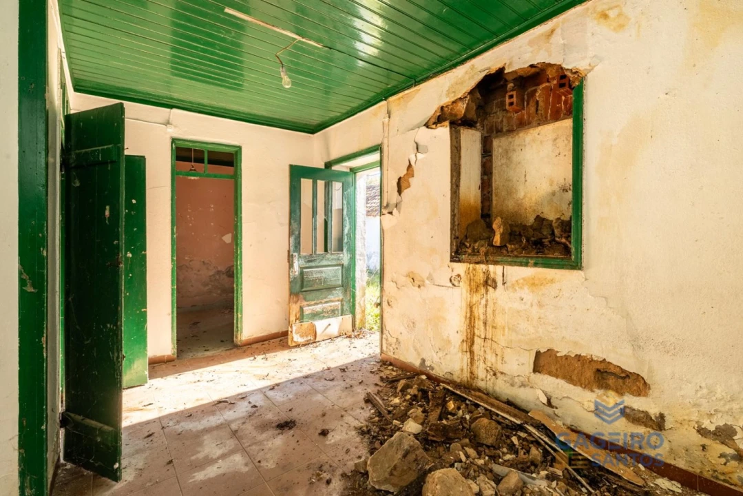 Moradia T3 para Venda em Alfeizerão Foto 24