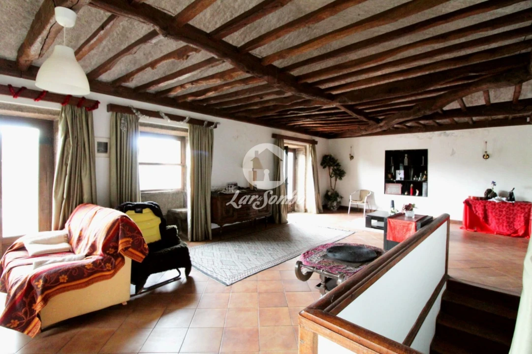 Moradia T6 para Venda em Barcelinhos Foto 17