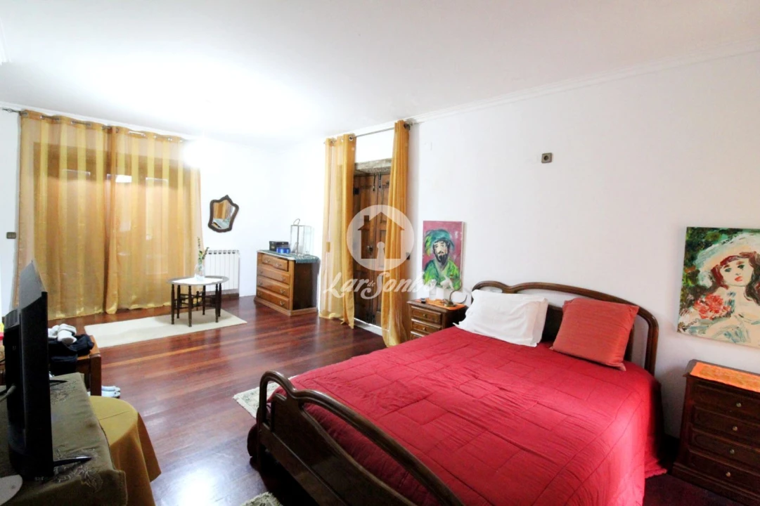 Moradia T6 para Venda em Barcelinhos Foto 22