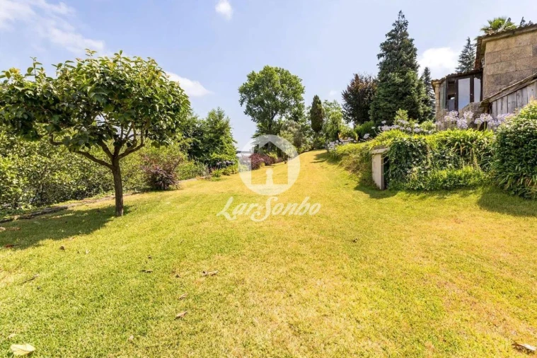 Moradia T6 para Venda em Barcelinhos Foto 9