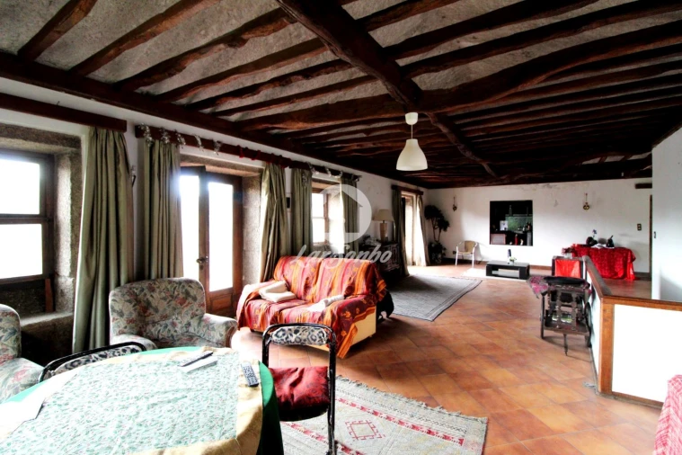 Moradia T6 para Venda em Barcelinhos Foto 18