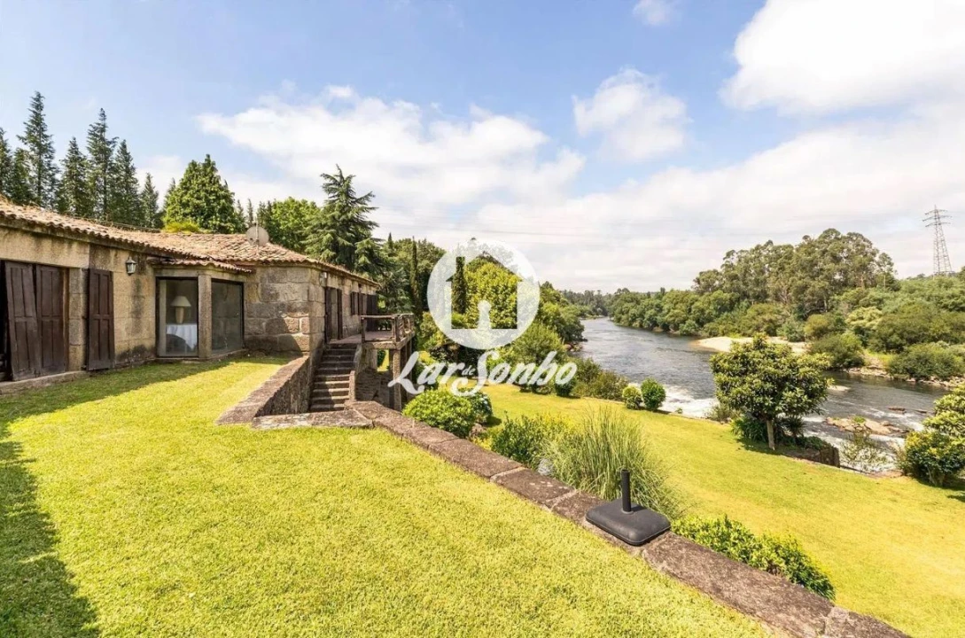 Quinta T6 para Venda em Barcelinhos Foto 1