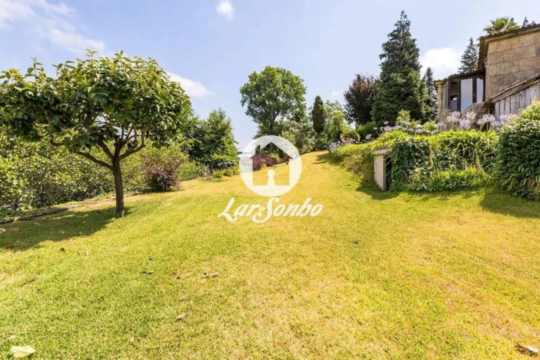 Quinta T6 para Venda em Barcelinhos Foto 9