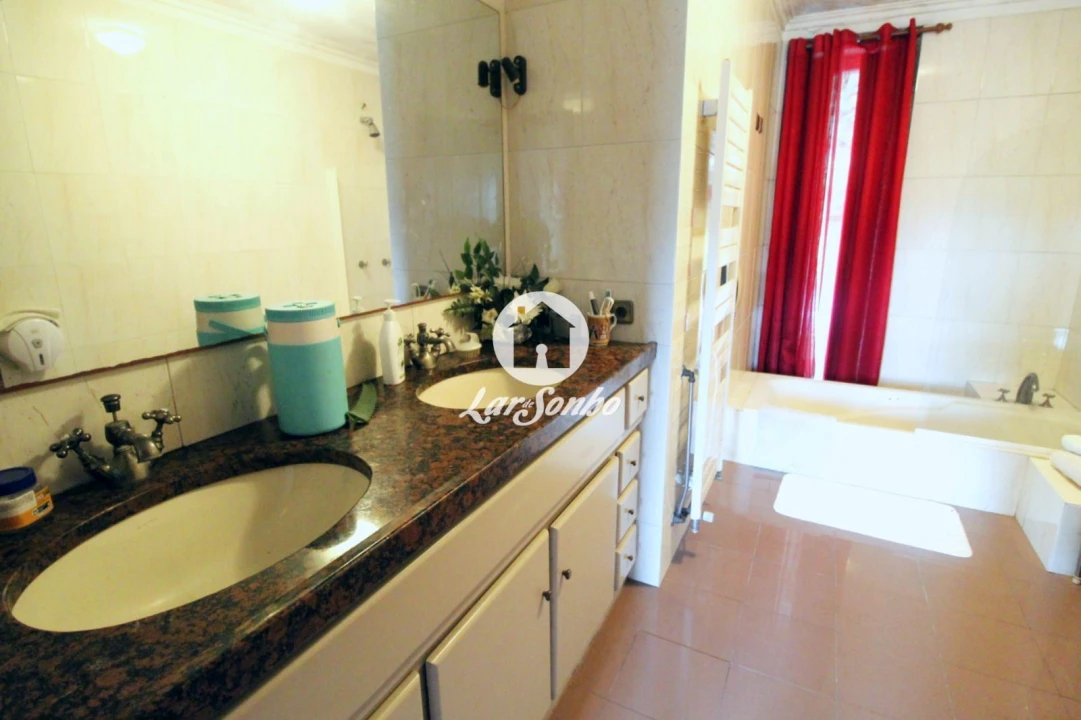 Quinta T6 para Venda em Barcelinhos Foto 27